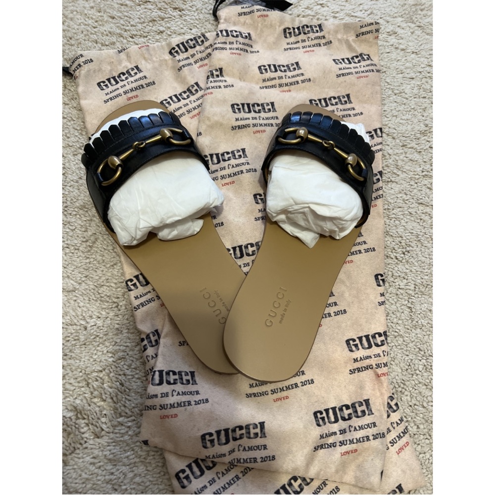 Gucci Black and Gold Sandals - Picture 4 of 13